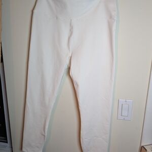 Fabletics Women's Powerhold White Leggings